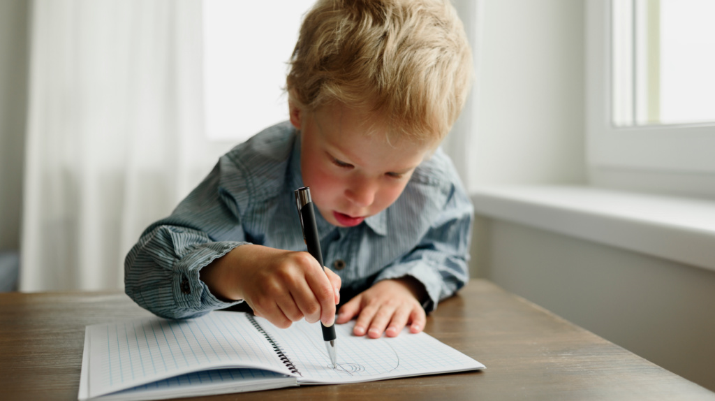 How to Teach an Autistic Child to Write Sentences